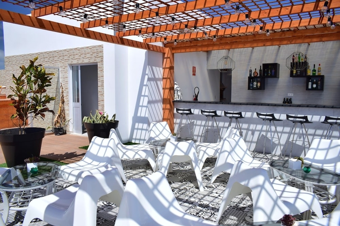 Imagen del bar/restaurante del Hotel Ouril Agueda. Foto 6