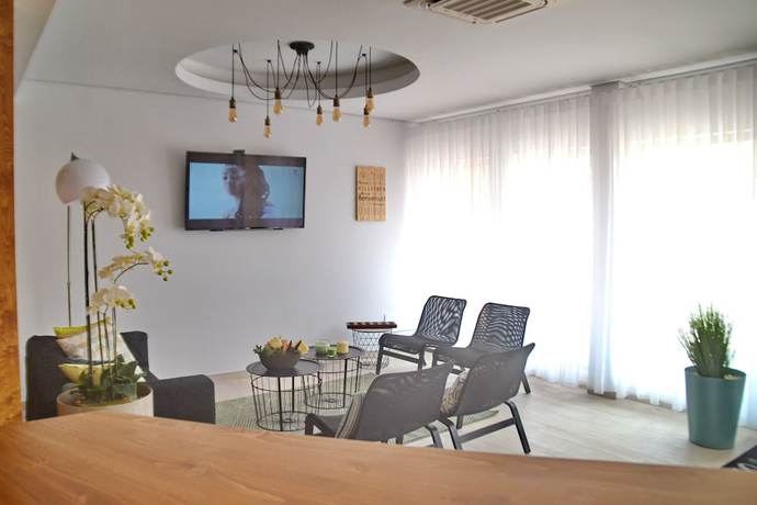 Imagen de los interiores del Hotel Ouril Julia. Foto 10