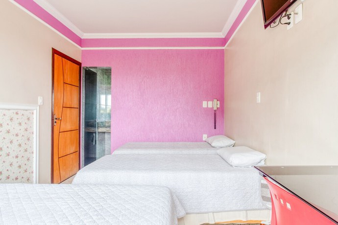 Imagen de la habitación del Hotel Ouro. Foto 8