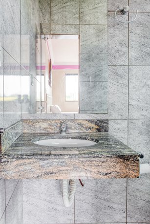 Imagen de la habitación del Hotel Ouro. Foto 15