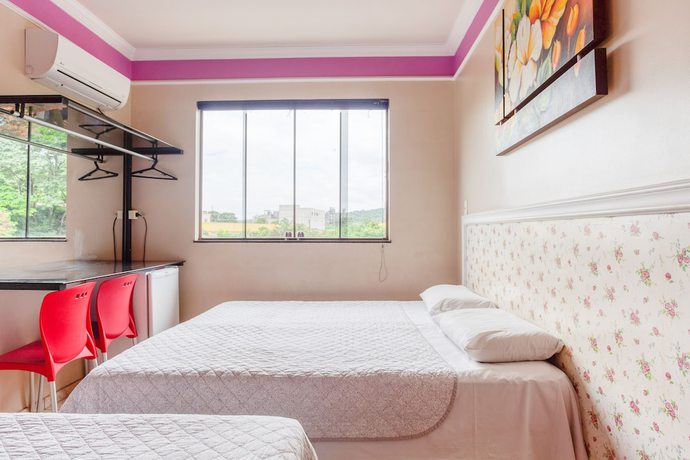 Imagen de la habitación del Hotel Ouro. Foto 16