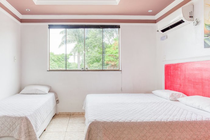 Imagen de la habitación del Hotel Ouro. Foto 17