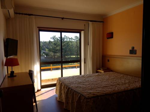 Imagen de la habitación del Hotel Ouro Verde, Praia da Vieira. Foto 4