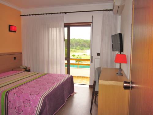 Imagen de la habitación del Hotel Ouro Verde, Praia da Vieira. Foto 9