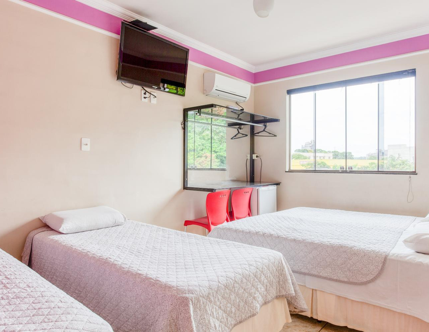 Imagen general del Hotel Ouro Verde, Vespasiano. Foto 4