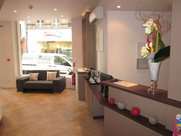 Imagen de los interiores del Hotel Ours Blanc-wilson. Foto 12