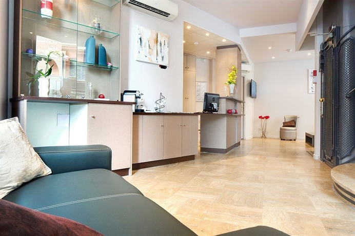 Imagen de los interiores del Hotel Ours Blanc-wilson. Foto 16