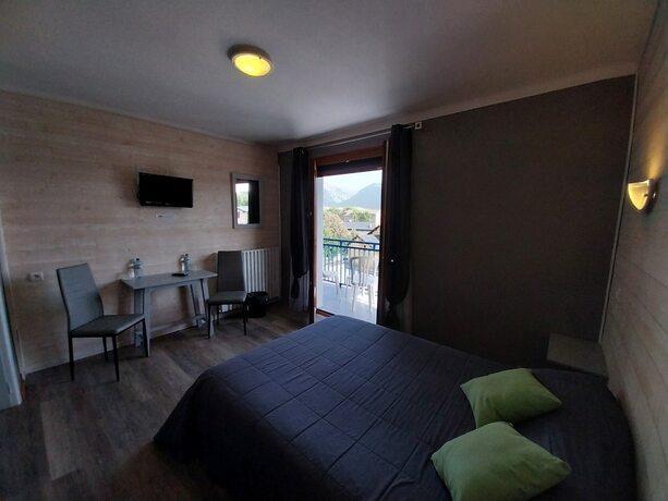 Imagen de la habitación del Hotel Oustalet, Font Romeu. Foto 12