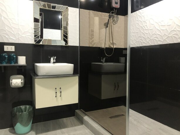 Imagen general del Hotel Out Back. Foto 4