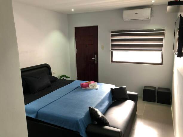 Imagen general del Hotel Out Back. Foto 6