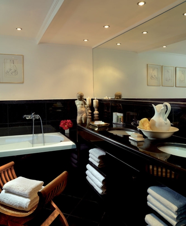 Imagen de la habitación del Hotel Out Of The Blue Resort and Spa. Foto 5