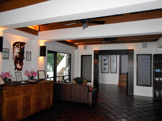 Imagen de los interiores del Hotel Out of the Blue Resort. Foto 17