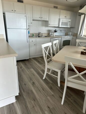 Imagen general del Hotel Outer Banks Beach Club. Foto 4