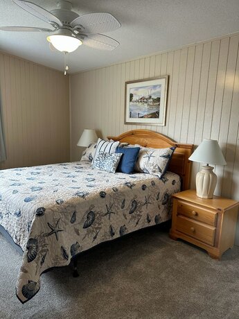 Imagen de la habitación del Hotel Outer Banks Beach Club. Foto 20