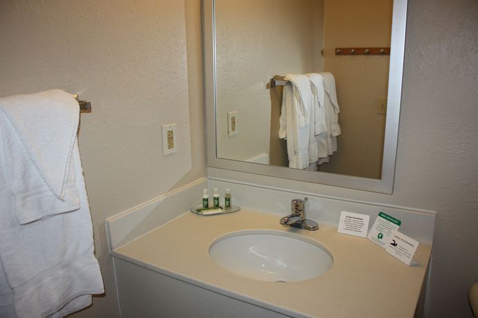 Imagen del bar/restaurante del Hotel Outer Banks Inn. Foto 3