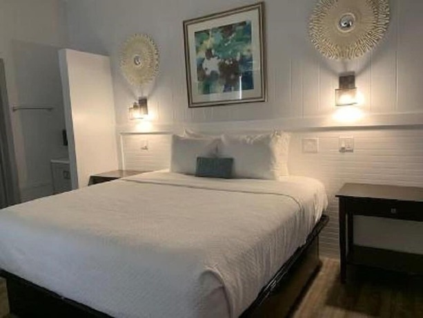 Imagen de la habitación del Hotel Outer Banks Motor Lodge. Foto 14