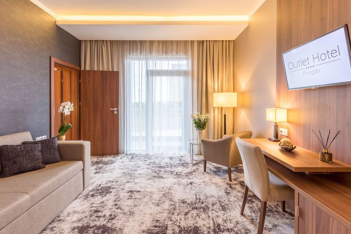 Imagen de la habitación del Hotel Outlet Polg&aacute;r. Foto 3