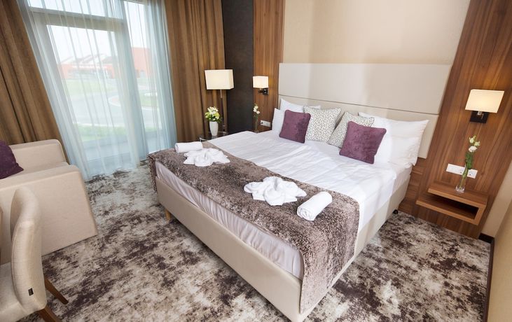 Imagen de la habitación del Hotel Outlet Polg&aacute;r. Foto 11