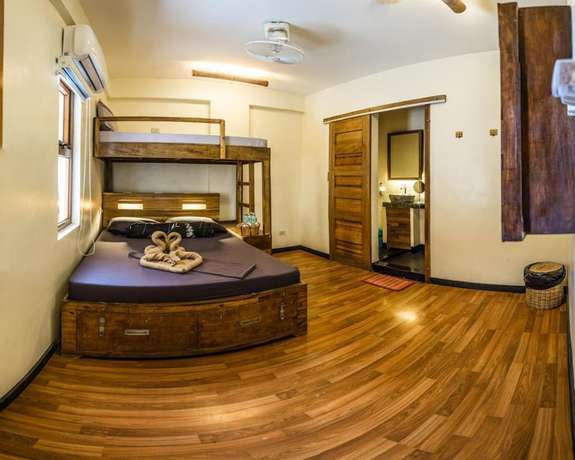 Imagen de la habitación del Hotel Outpost Beach Hostel - Adults Only. Foto 18