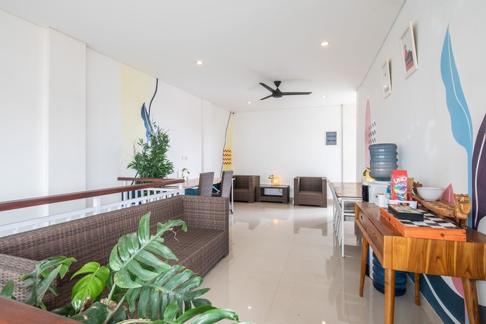 Imagen de la habitación del Hotel Outpost Canggu. Foto 12