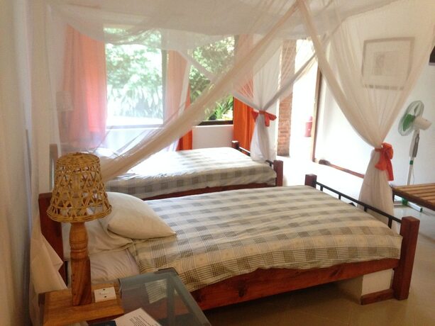 Imagen de la habitación del Hotel Outpost Lodge. Foto 18