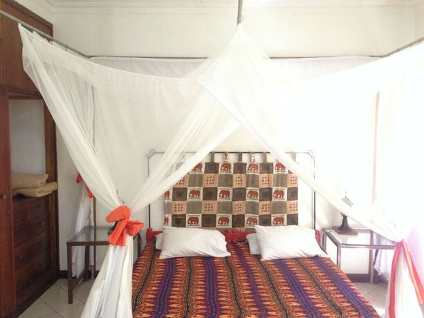 Imagen de la habitación del Hotel Outpost Lodge. Foto 19