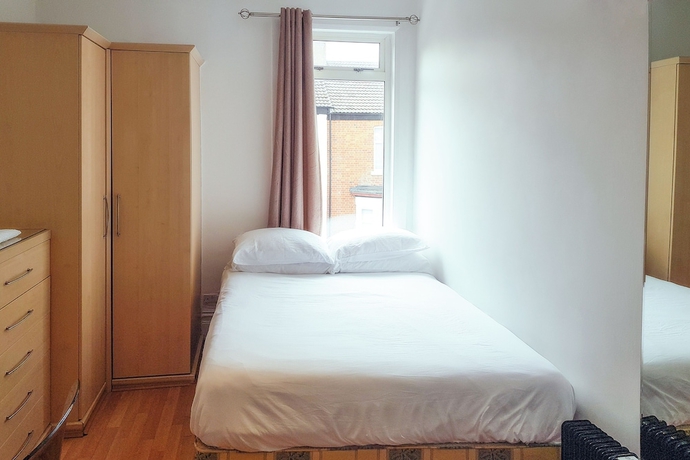 Imagen de la habitación del Hotel Outram 26. Foto 2