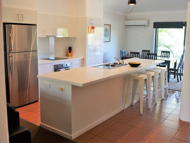 Imagen de la habitación del Hotel Outrigger Bay Apartments. Foto 3