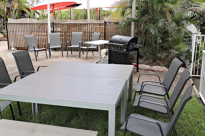 Imagen de los exteriores del Hotel Outrigger Burleigh. Foto 6