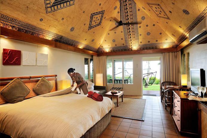 Imagen de la habitación del Hotel Outrigger Fiji Beach Resort. Foto 5