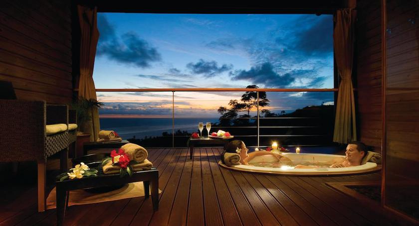 Imagen de los interiores del Hotel Outrigger Fiji Beach Resort. Foto 9