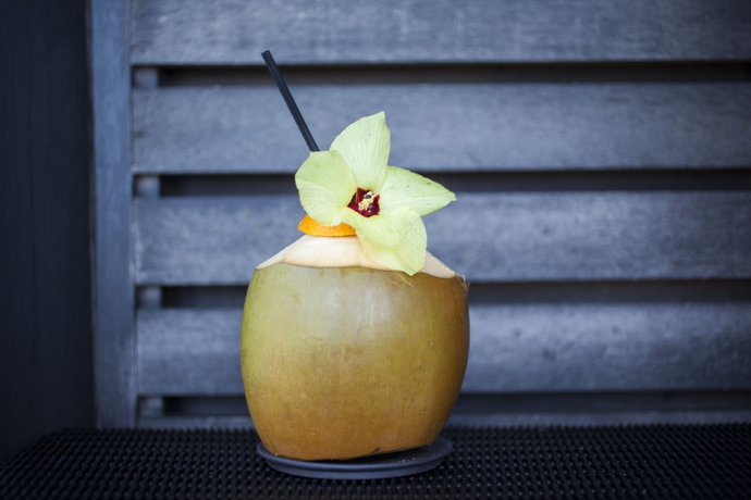 Imagen del bar/restaurante del Hotel Outrigger Konotta Maldives Resort. Foto 2