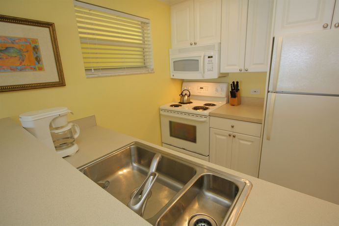 Imagen de la habitación del Hotel Outrigger Resort By Rva. Foto 4