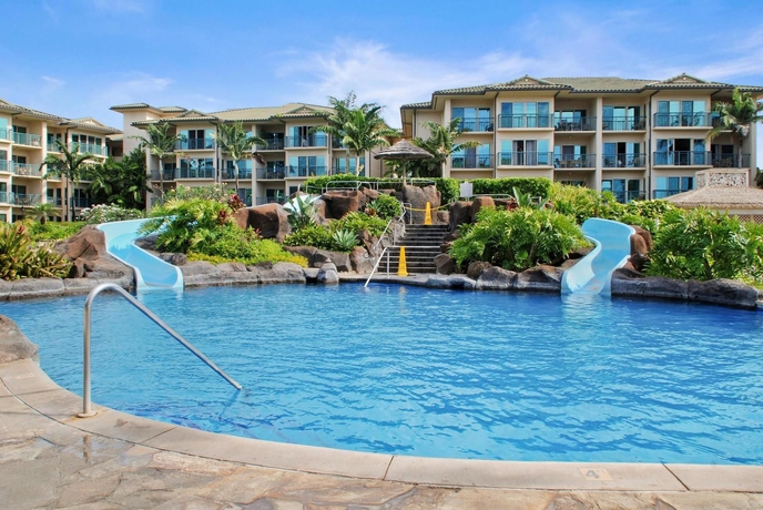 Imagen de la piscina del Hotel Outrigger Waipouli Beach Resort. Foto 15