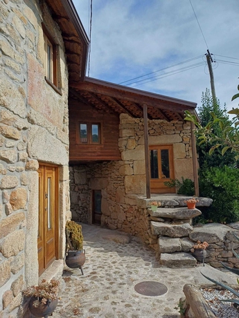 Imagen de los exteriores del Hotel Outros Tempos Turismo De Aldeia. Foto 15
