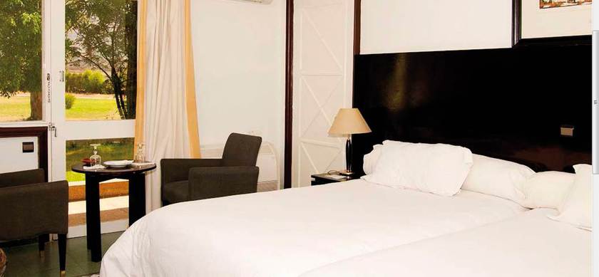 Imagen de la habitación del Hotel Ouzoud Beni Mellal. Foto 6