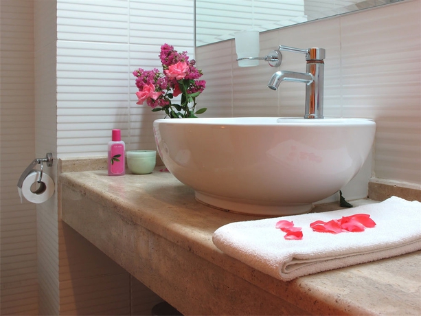 Imagen de la habitación del Hotel Ova Resort. Foto 4