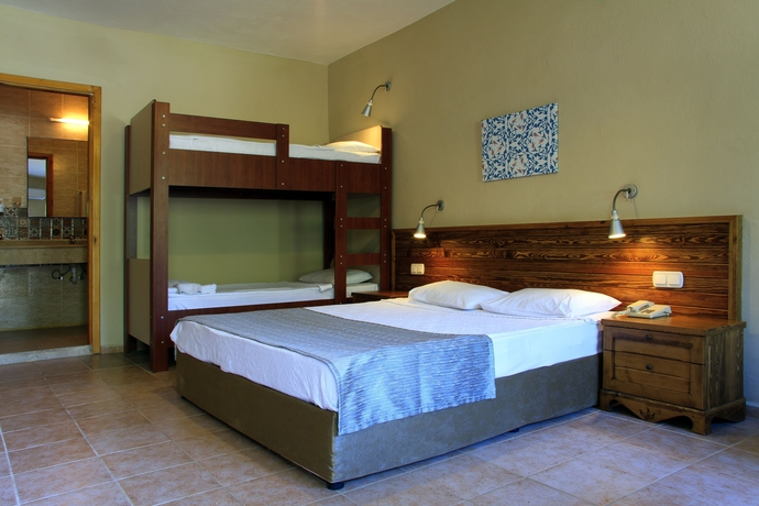 Imagen de la habitación del Hotel Ova Resort. Foto 7