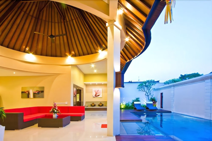 Imagen de la habitación del Hotel Oval Villa Bali. Foto 16