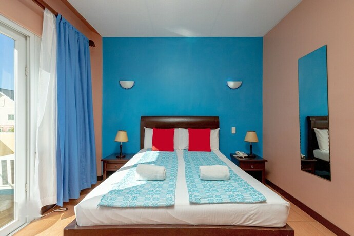 Imagen de la habitación del Hotel Ovemar Resort. Foto 3