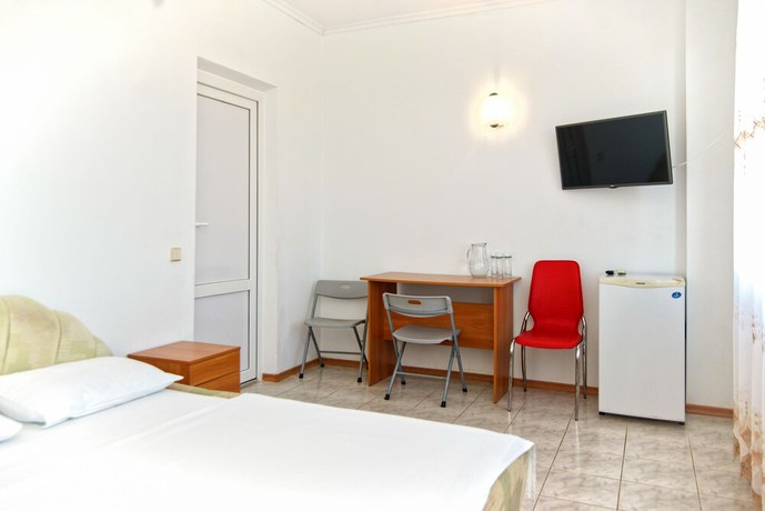Imagen de la habitación del Hotel Oven. Foto 7