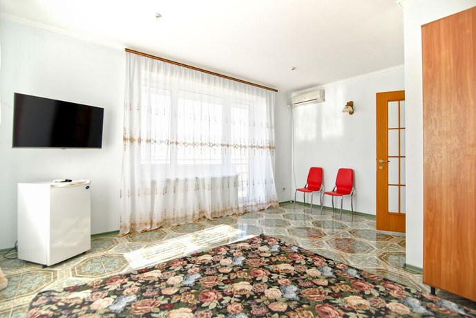 Imagen de la habitación del Hotel Oven. Foto 8