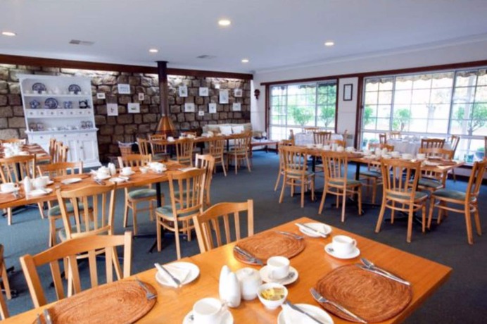 Imagen de los interiores del Hotel Ovens Valley Motor Inn. Foto 18