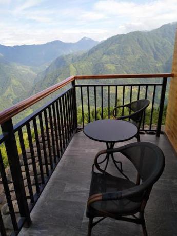 Imagen general del Hotel Over The Cloud. Foto 2