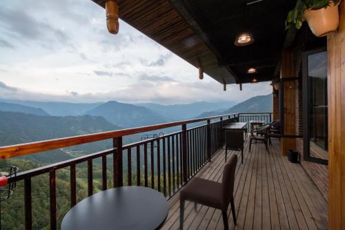 Imagen general del Hotel Over The Cloud. Foto 5