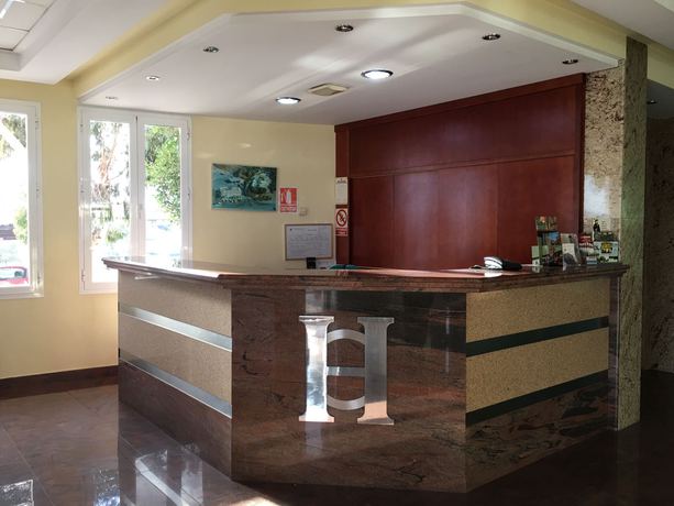 Imagen de los interiores del Hotel Overa. Foto 6