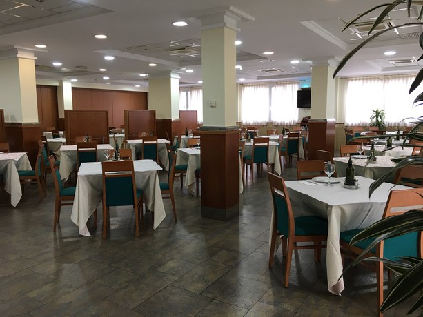 Imagen de los interiores del Hotel Overa. Foto 7