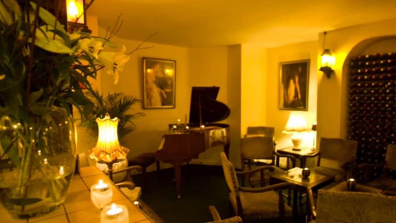 Imagen de los interiores del Hotel Overcliffe. Foto 15