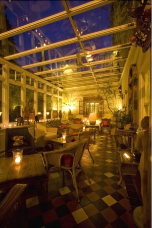 Imagen del bar/restaurante del Hotel Overcliffe. Foto 4