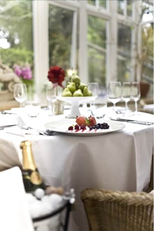 Imagen del bar/restaurante del Hotel Overcliffe. Foto 7